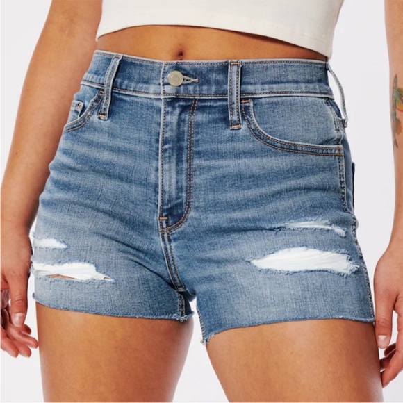 Hollister High Rise Ripped Denim Shorts 3" - Picture 4 of 4